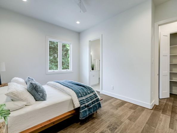 3827 Arlington Street, Houston TX 77018