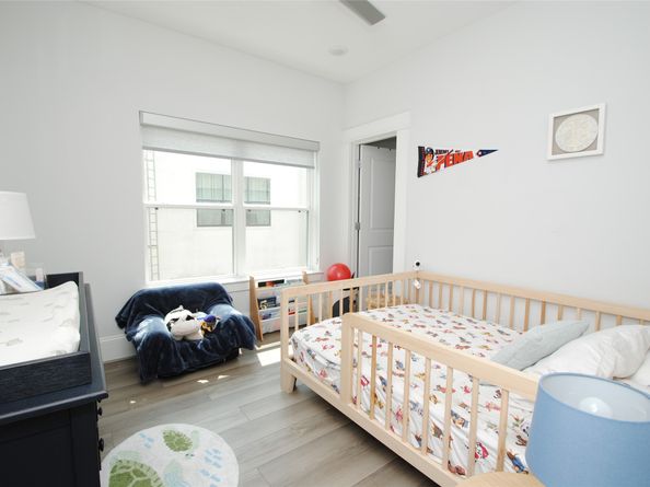 1262 N Post Oak Road B, Houston TX 77055