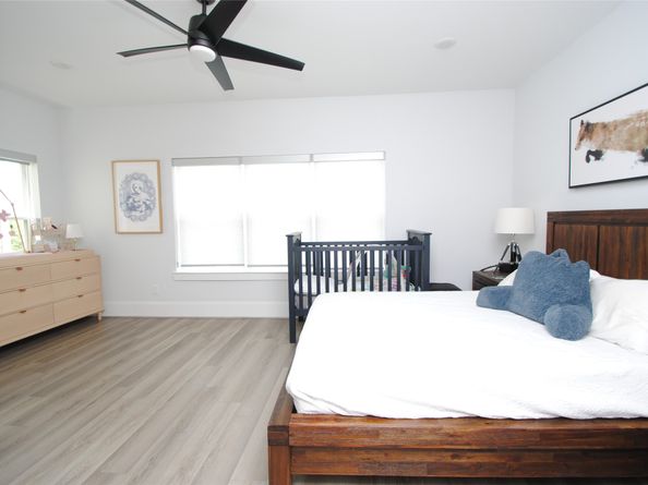 1262 N Post Oak Road B, Houston TX 77055