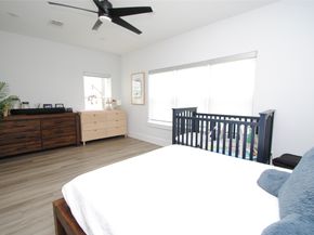 1262 N Post Oak Road B, Houston TX 77055