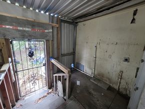 8226 Barkley Street, Houston TX 77017