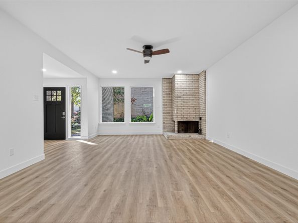 2123 Lake Village Drive, Houston TX 77339