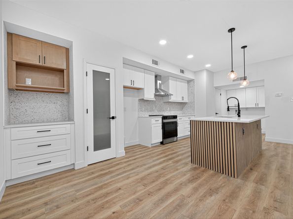 2123 Lake Village Drive, Houston TX 77339