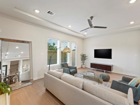 6537 Rena Street, Houston TX 77092