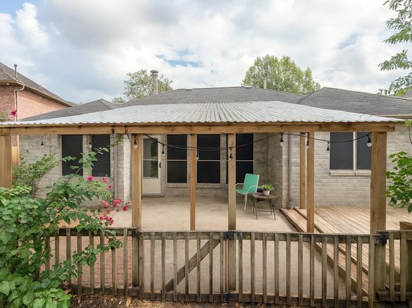 8911 Mattison Drive, Houston TX 77088