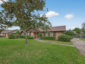 19515 Lockridge Drive, Spring TX 77373