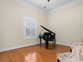 1912 Swift Boulevard, Houston TX 77030