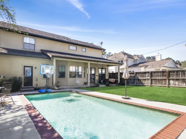 1912 Swift Boulevard, Houston TX 77030