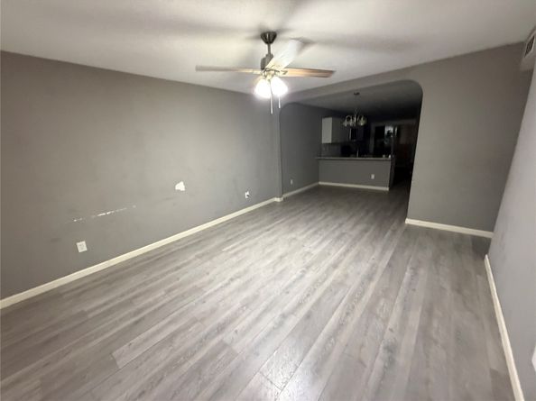 5625 Antoine Drive 1211, Houston TX 77091