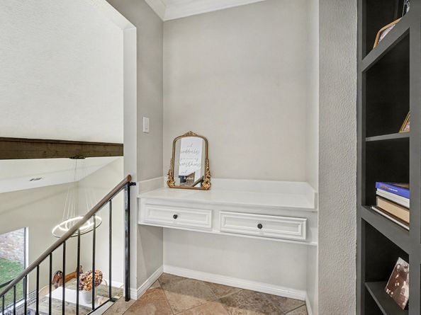 1922 Pepper Hill Way, Houston TX 77058