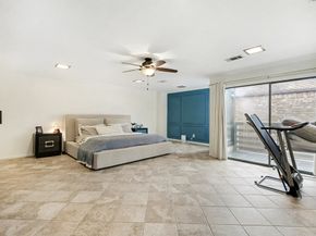 1922 Pepper Hill Way, Houston TX 77058