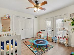 1922 Pepper Hill Way, Houston TX 77058