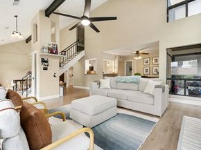 1922 Pepper Hill Way, Houston TX 77058