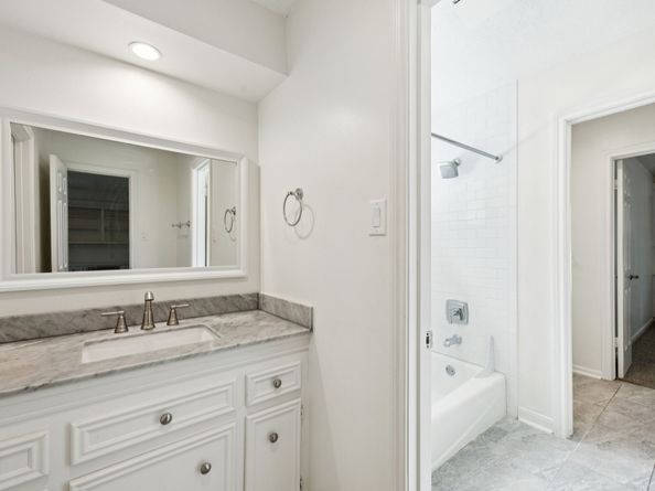 807 Herdsman Drive, Houston TX 77079