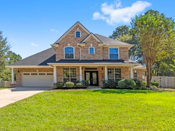 6 Marquise Oaks Place