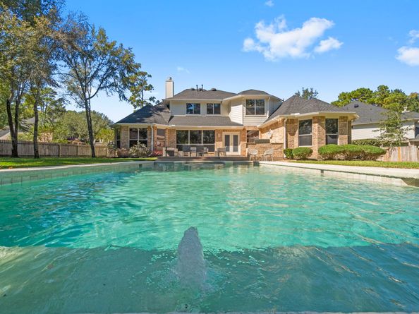 6 Marquise Oaks Place, The Woodlands TX 77382