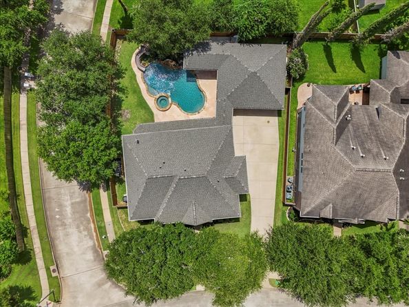 4303 Monarch Drive, Sugar Land TX 77479