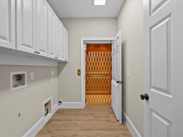 4303 Monarch Drive, Sugar Land TX 77479