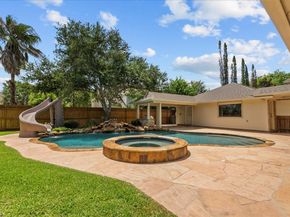4303 Monarch Drive, Sugar Land TX 77479