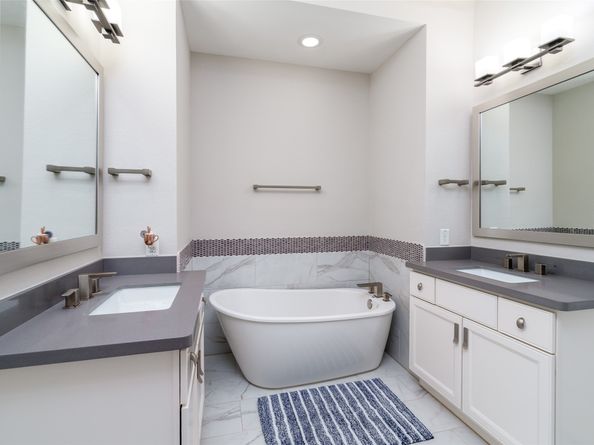 1303 Edwinstowe Trail, Houston TX 77043
