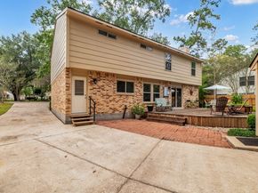 18 S Cypress Pine Drive, The Woodlands TX 77381