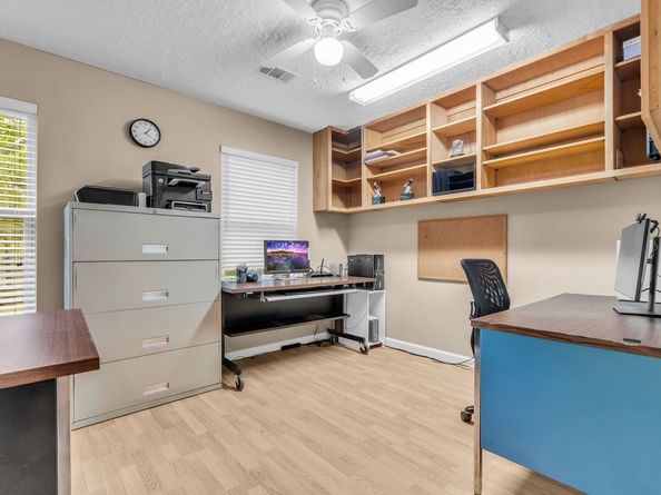 18 S Cypress Pine Drive, The Woodlands TX 77381