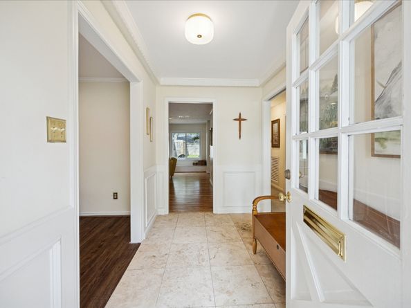 10050 Locke Lane, Houston TX 77042