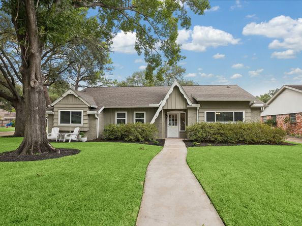 10050 Locke Lane, Houston TX 77042