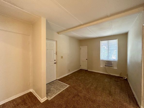 2717 Hadley Street 16, Houston TX 77004