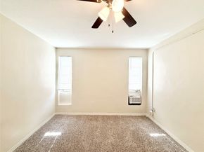 2717 Hadley Street 16, Houston TX 77004