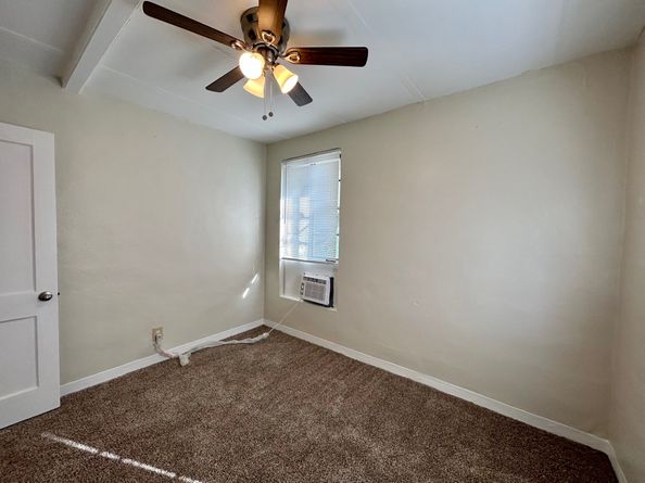 2717 Hadley Street 16, Houston TX 77004