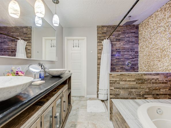 1207 Archer Street, Houston TX 77009