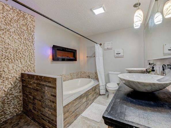 1207 Archer Street, Houston TX 77009