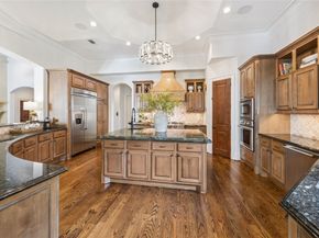 5310 Woodway Drive, Houston TX 77056