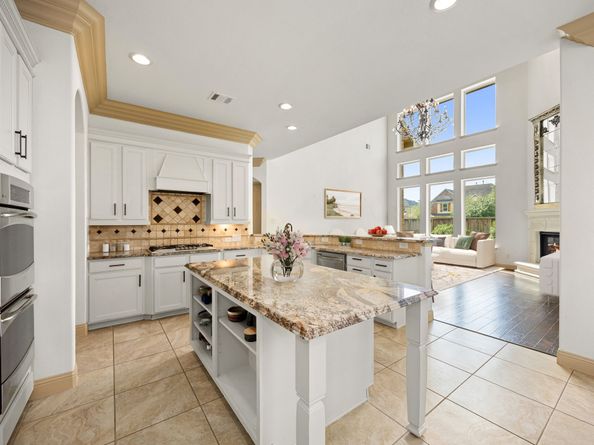 27 Tioga Place, Tomball TX 77375