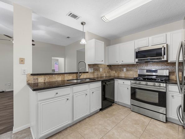 27097 Crown Chase Drive, Kingwood TX 77339