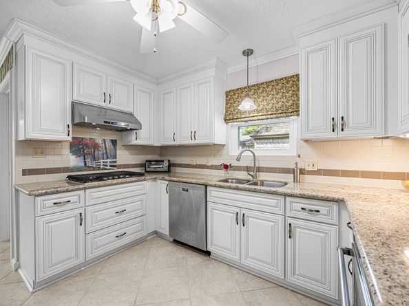 11631 Jaycreek Drive, Houston TX 77070