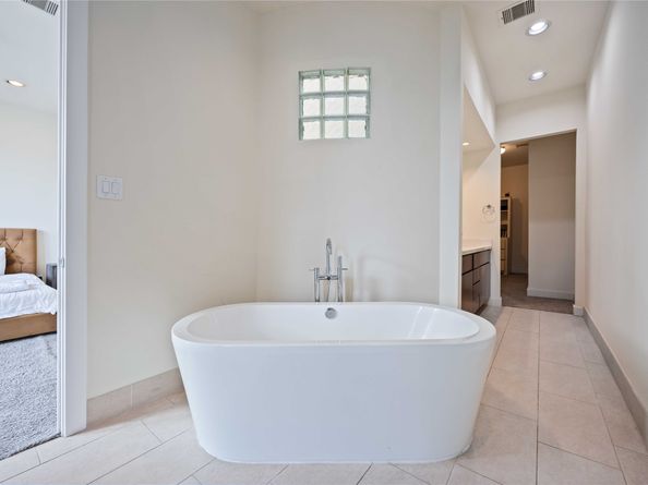 1730 Wentworth Street, Houston TX 77004