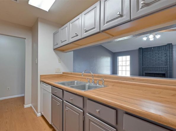 2411 Country Place Drive, Richmond TX 77406