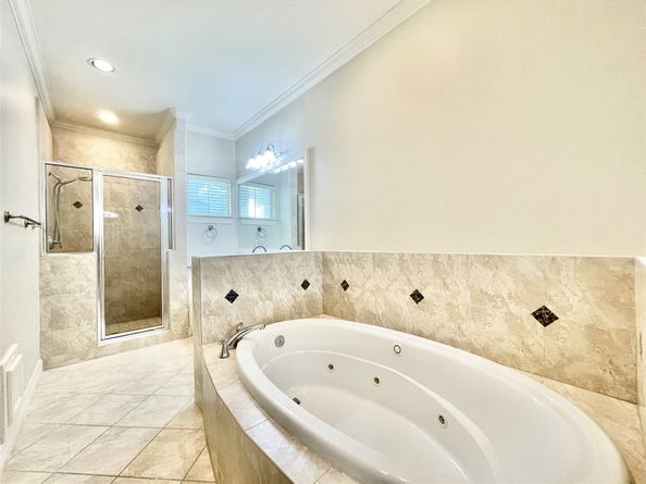 3919 Floyd Street, Houston TX 77007