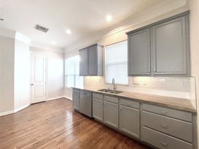 3919 Floyd Street, Houston TX 77007