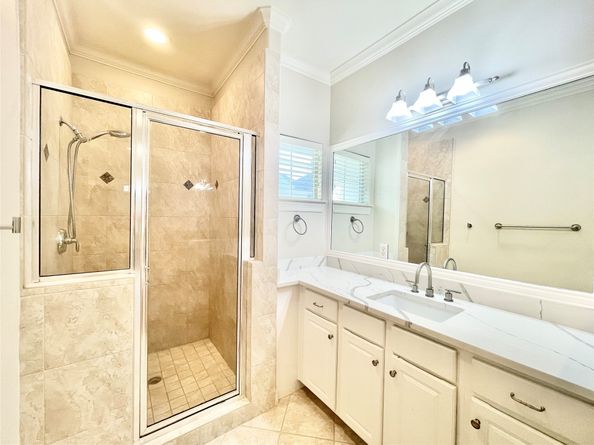 3919 Floyd Street, Houston TX 77007