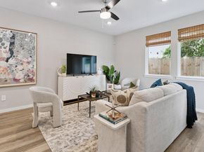5916 Manning Oaks Street, Houston TX 77091