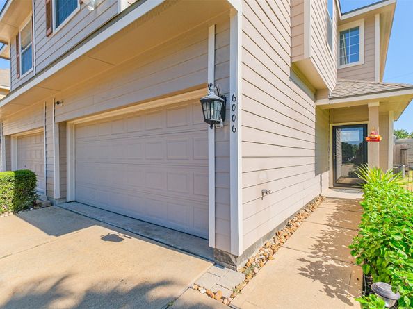 6006 Langham Mist Lane, Houston TX 77084