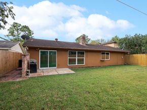 13806 Towne Way Drive, Sugar Land TX 77498