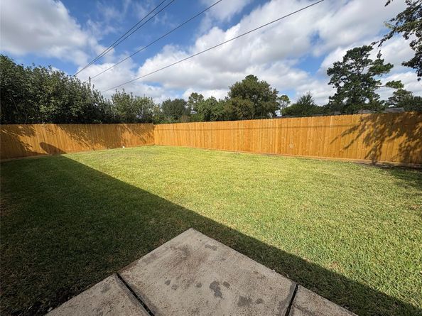 13806 Towne Way Drive, Sugar Land TX 77498