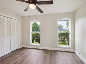 13806 Towne Way Drive, Sugar Land TX 77498