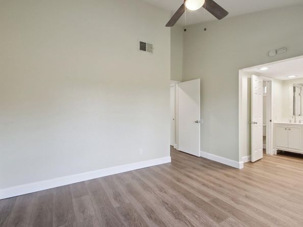 13806 Towne Way Drive, Sugar Land TX 77498