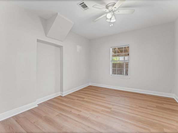 320 Delaware Street, Houston TX 77029
