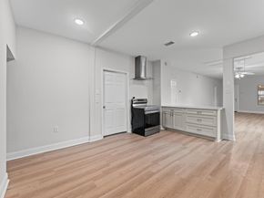 320 Delaware Street, Houston TX 77029